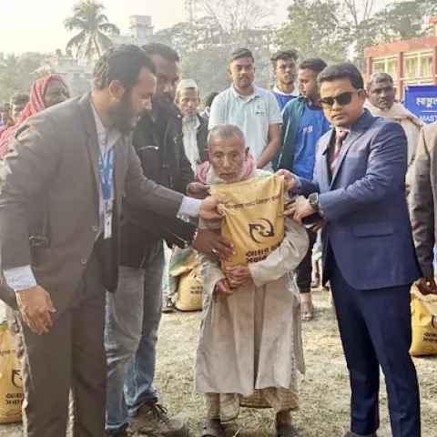 দেশের বিভিন্ন জেলায় প্রাণ-আরএফএল গ্রুপের খাদ্য সহায়তা প্রদান